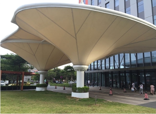 PTFE廣場倒傘膜：為何成為現代廣場建筑的設計寵兒？